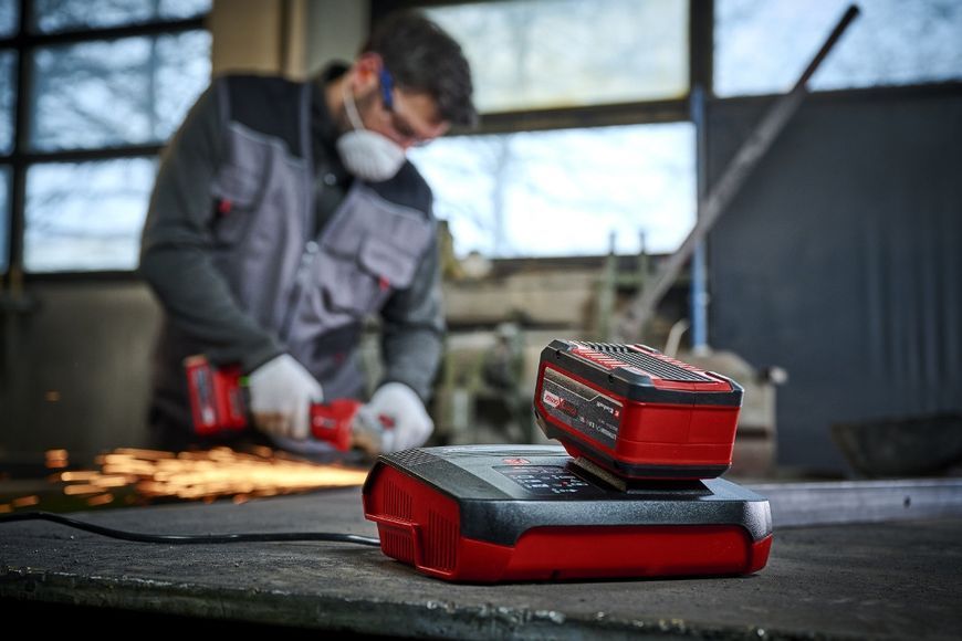 Зарядное устройство Einhell Power-X-Boost Charger 8 A (4512155) 4512155 фото