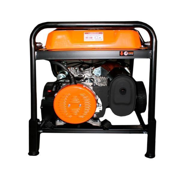 Бензиновый генератор GTM DK7500-L-3 7 кВт, встроенный АВР, электростарт, 1/3 фазы 34533 фото